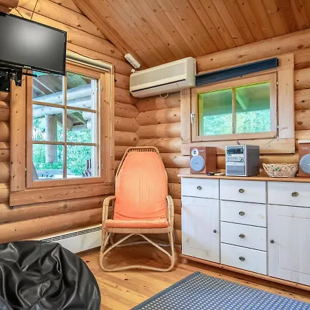 Holiday home Hirvonmoekki By Interhome Kurkimaki